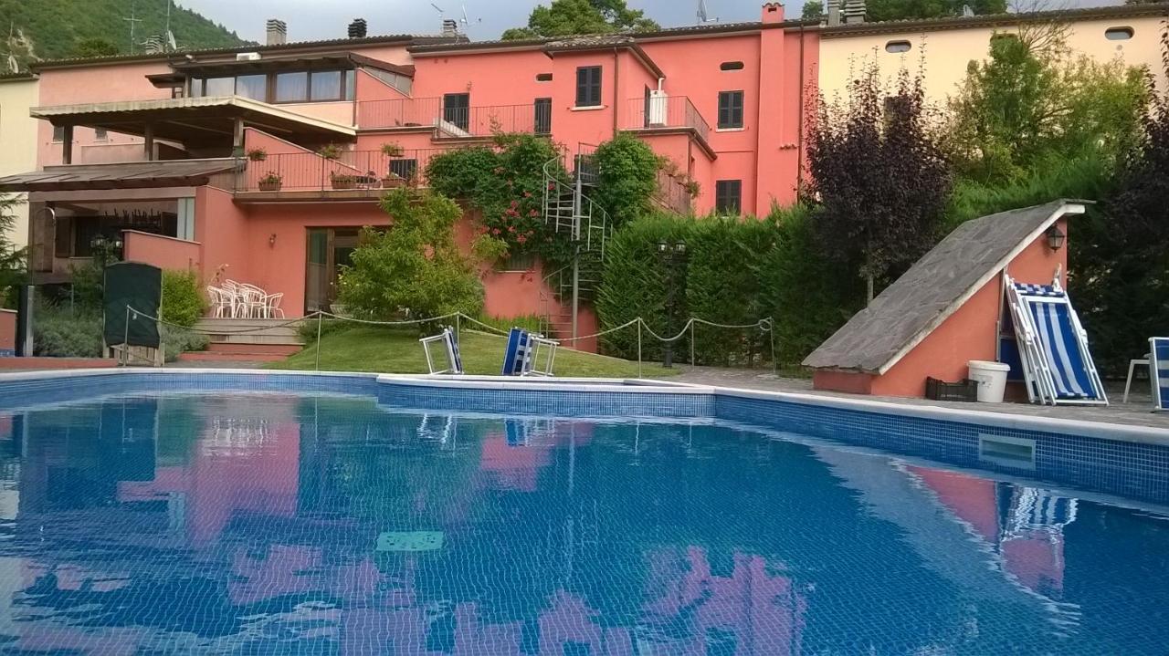Albergo Montenerone Piobbico 외부 사진