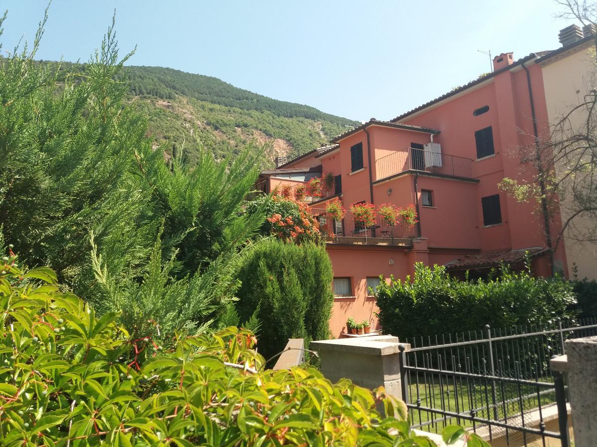 Albergo Montenerone Piobbico 외부 사진